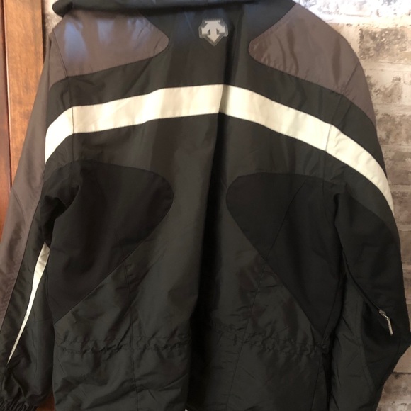 Descente Sz 10 Jacket. - Picture 14 of 16